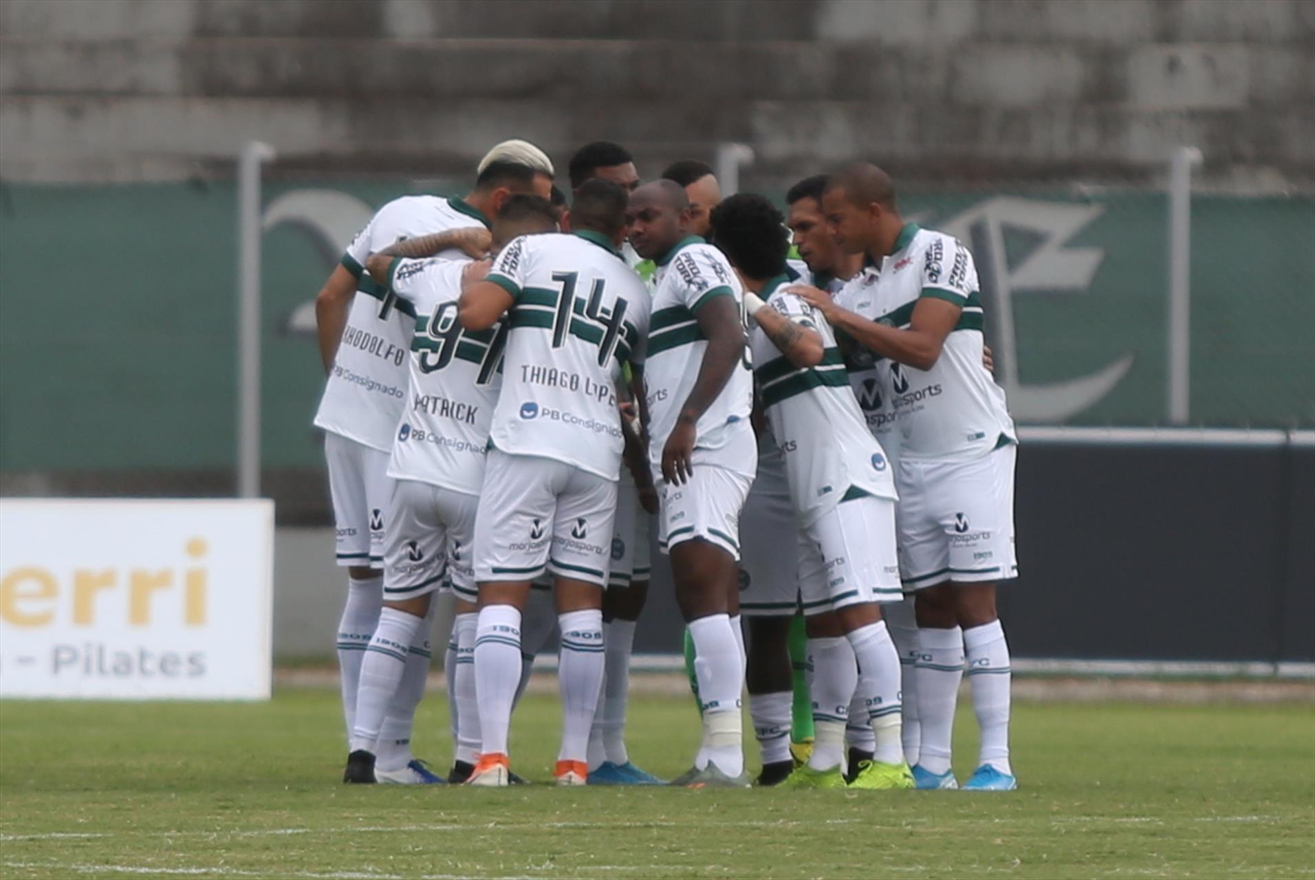 Revés no Paranaense