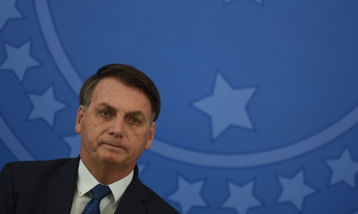 Bolsonaro: falta orçamento para repor perdas de estados e municípios
