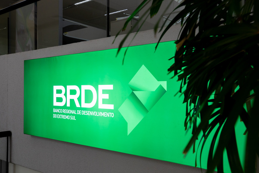 BRDE renegocia 80% dos contratos com clientes