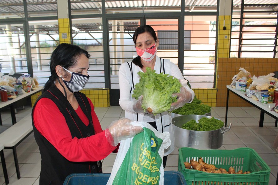 Escolas estaduais entregam kit merenda nesta sexta-feira