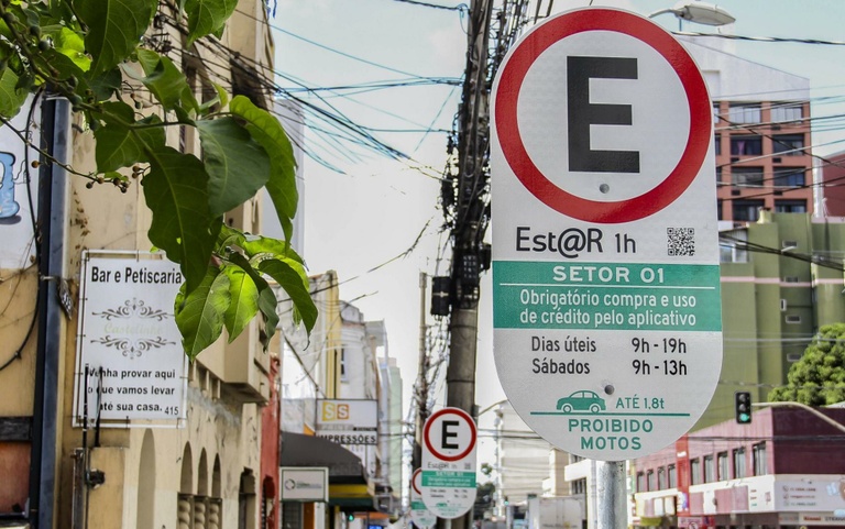 Vereadores de Curitiba querem volta do prazo para regularizar EstaR sem multa