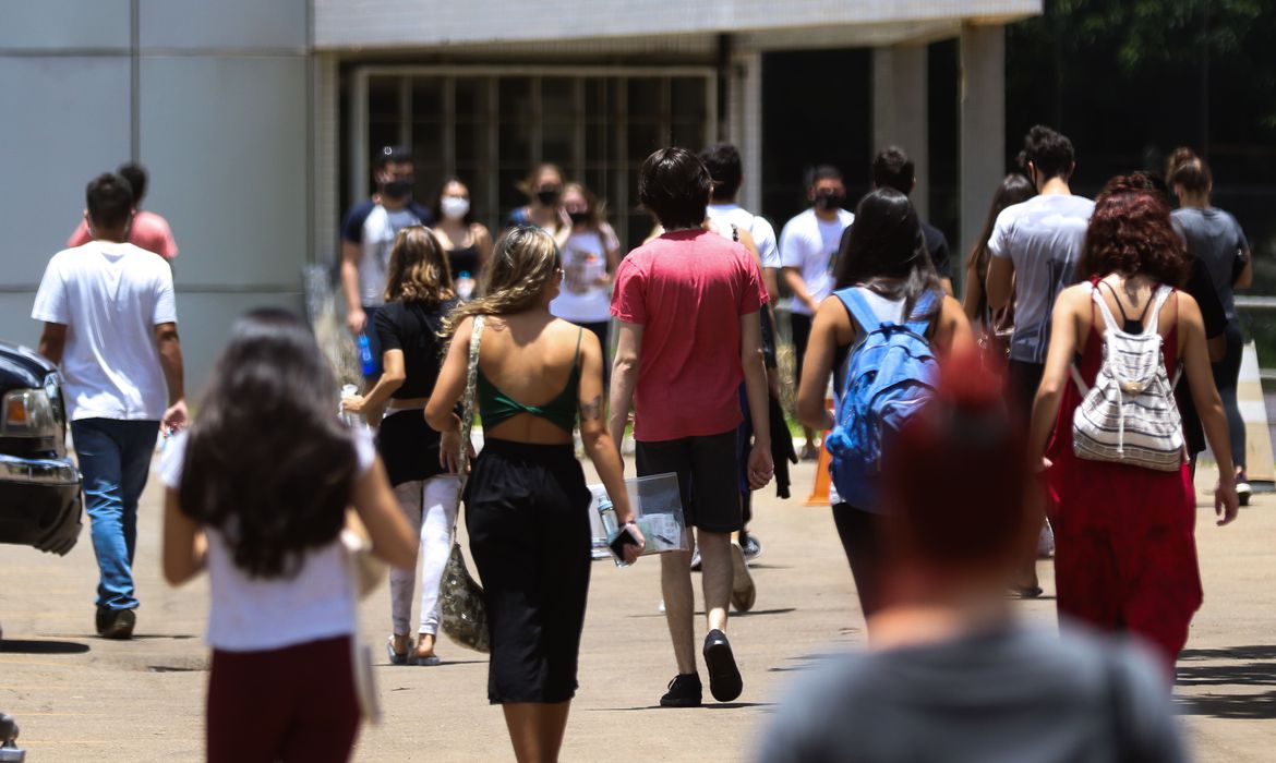Enem: 28 alunos tiraram nota máxima na redação