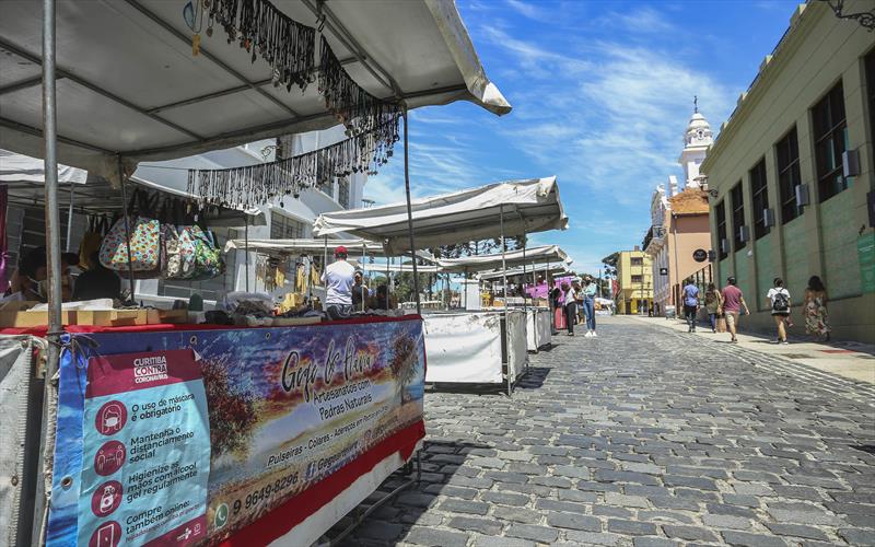 Feirinha do Largo volta aos domingos com até 50% de expositores