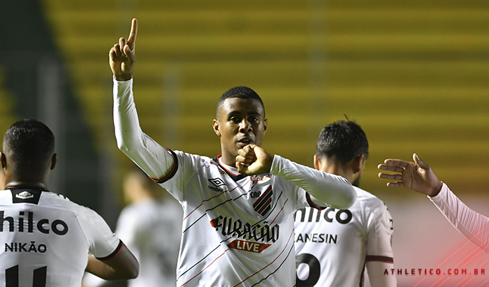 Vitória nas alturas do Equador