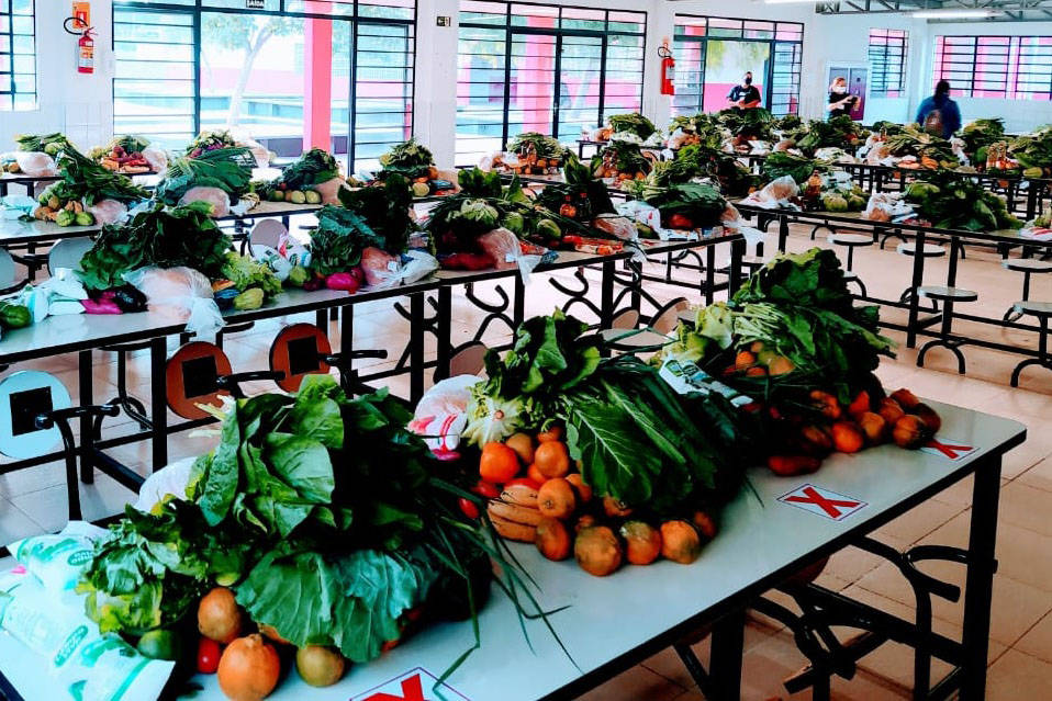 Colégios estaduais fazem 5ª entrega de alimentos do ano nesta sexta-feira