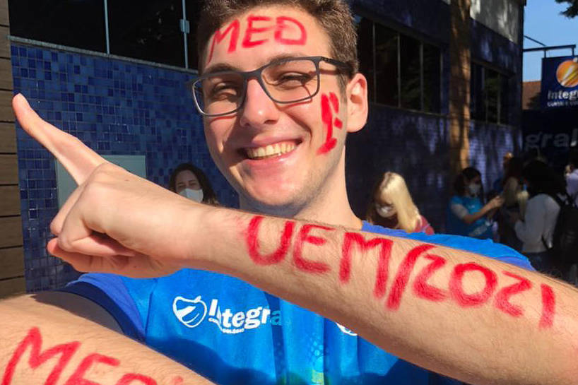 UEM divulga lista de aprovados no vestibular; matrículas vão até quinta-feira