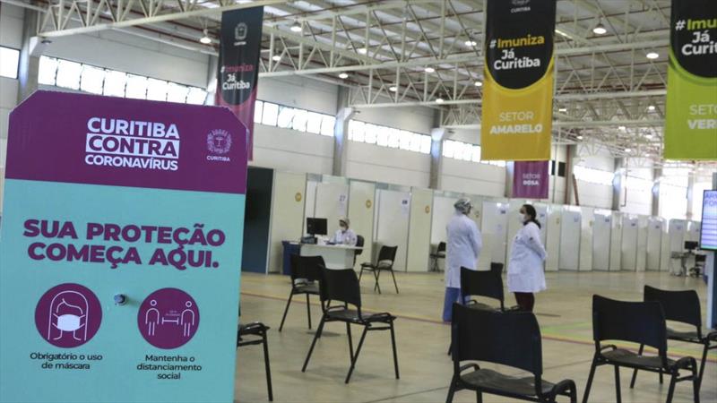 Nesta semana, 25 mil pessoas são esperadas para a segunda dose