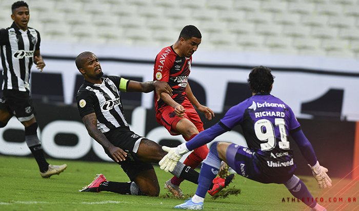 Revés fora do tempo