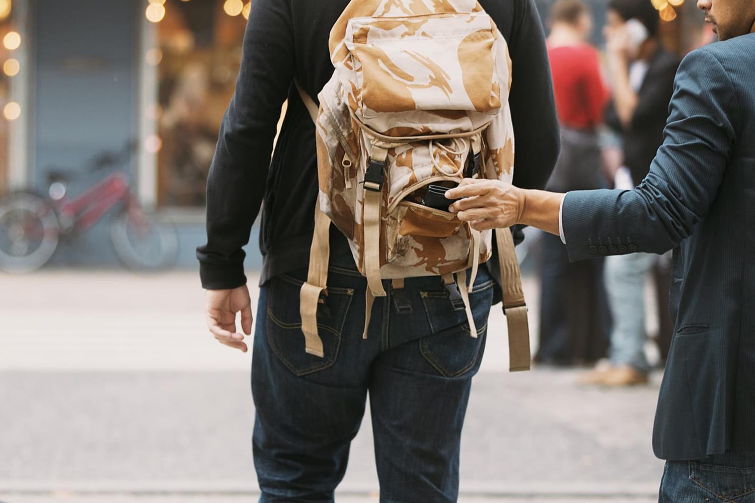 Saiba o que fazer para circular com segurança pelas ruas