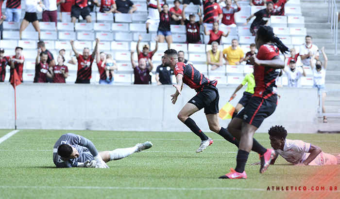 Piazada não desiste e vence na estreia!