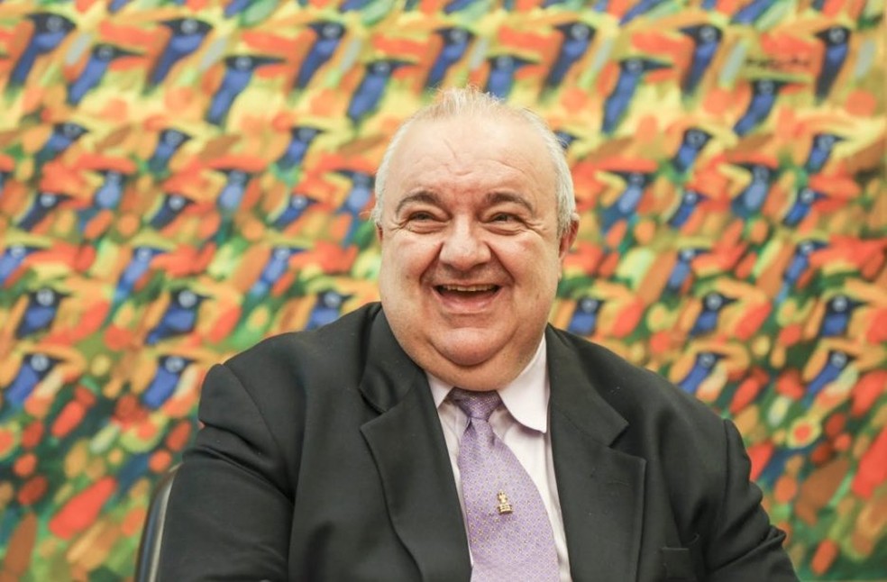 Prefeito passou bem a noite e mantém quadro clínico estável