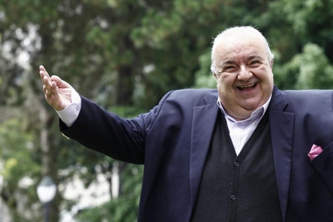 Com boa evolução, Greca tem alta do hospital