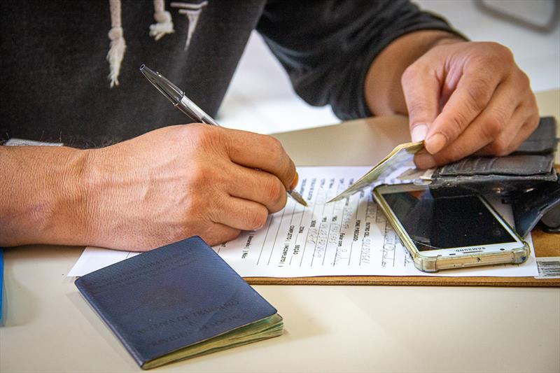 Super Muffato seleciona trabalhadores para 111 vagas