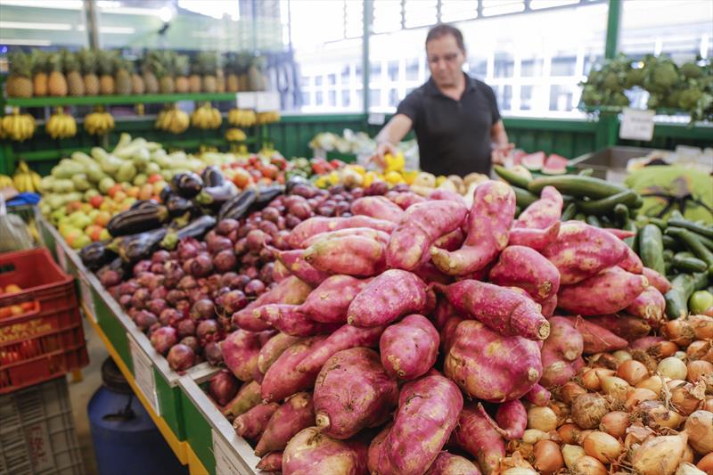 Novo preço único mantém Sacolões com valor médio 53% menor que mercado tradicional