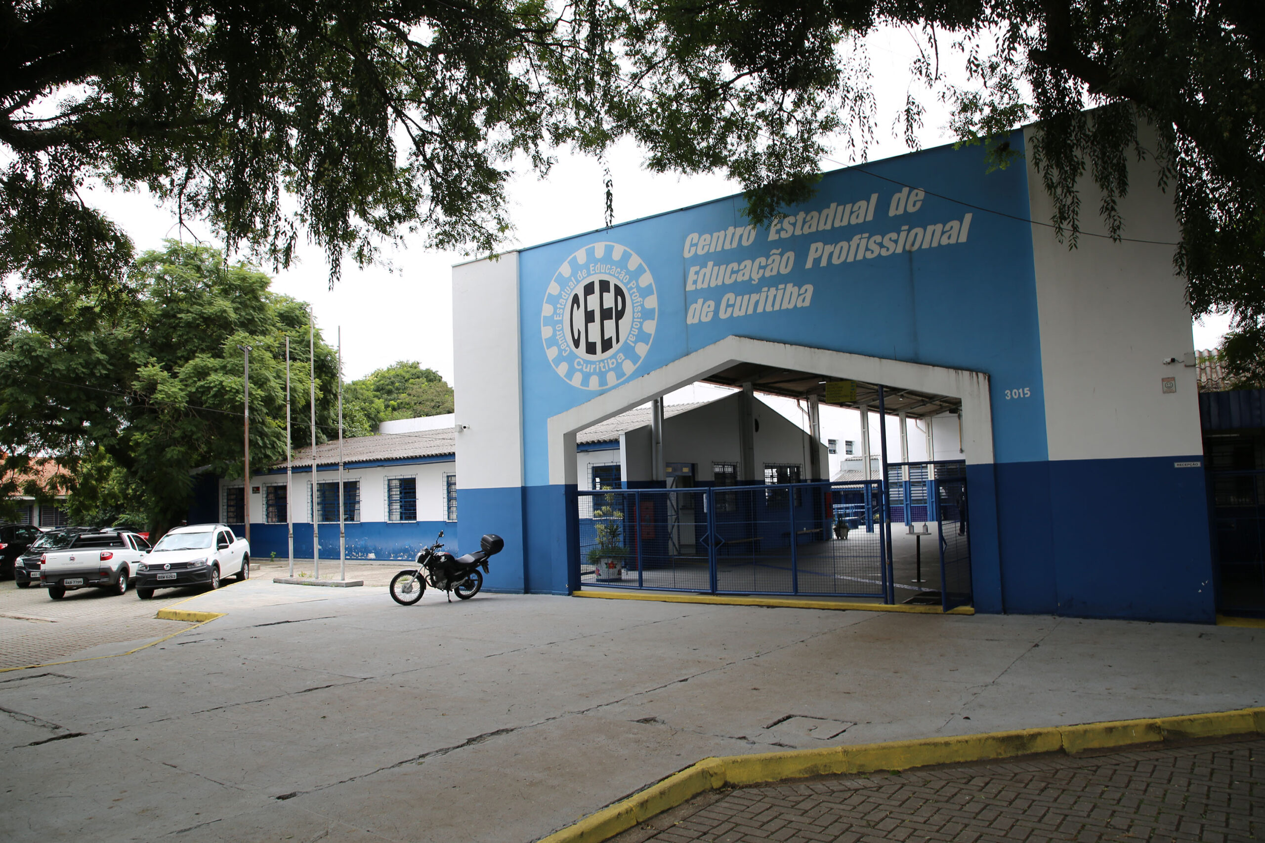 Estado inicia projeto de Postos Avançados da Agência do Trabalhador em colégios estaduais
