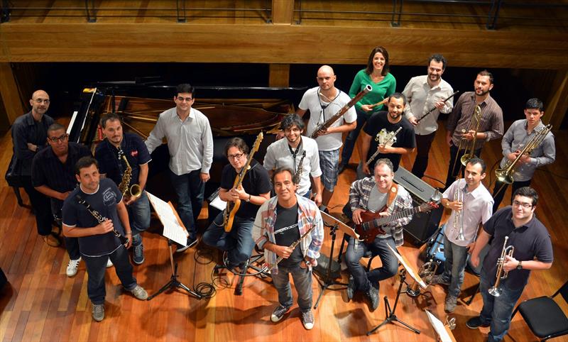 Chorões curitibanos levam música a parques e teatros no feriado de Tiradentes