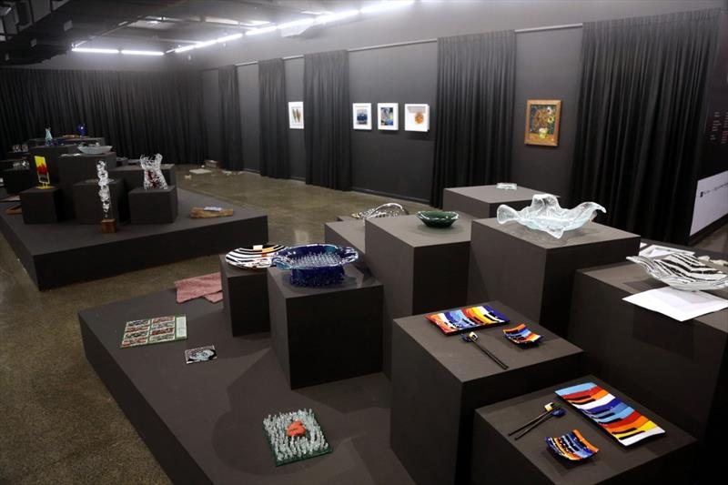 Curitiba será a capital brasileira da arte vidreira com mostra de 80 criadores