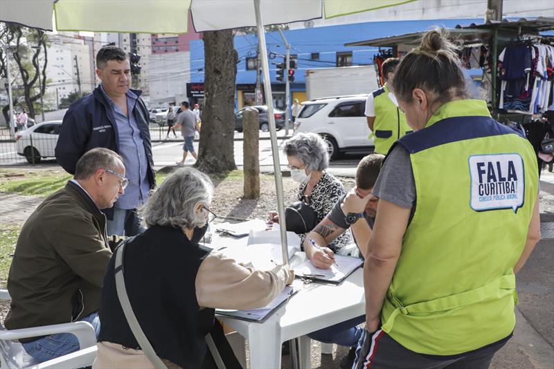 População aproveita Fala Móvel para escolher prioridades para 2023
