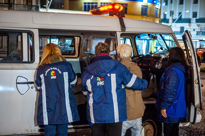Com nova onda de frio, FAS reforça atendimento à população de rua