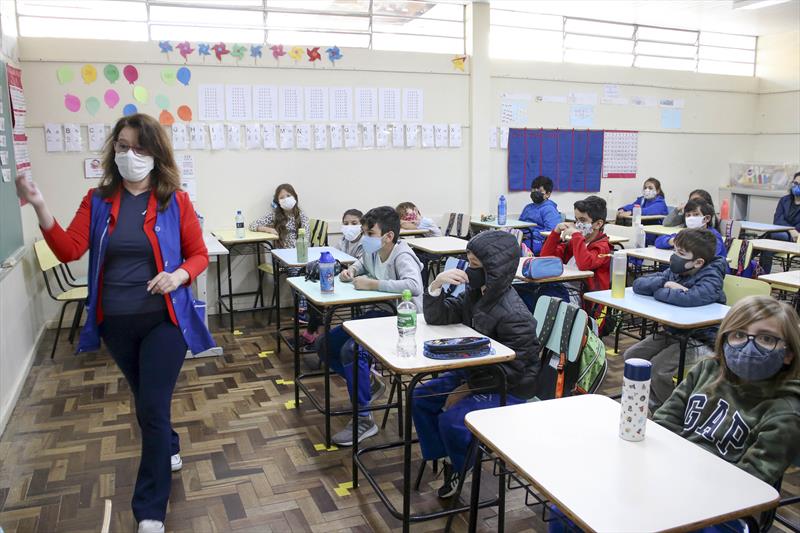 Cadastramento para ingressar no pré ou 1º ano começa na segunda-feira