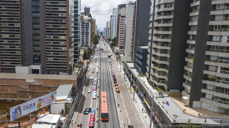 Cinco espaços de Curitiba por onde passa a história do Brasil