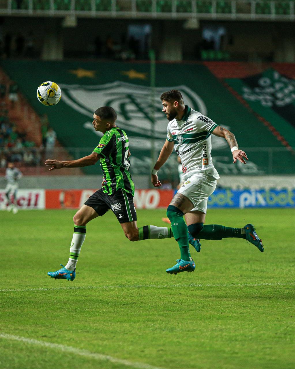 Coritiba perde no Independência