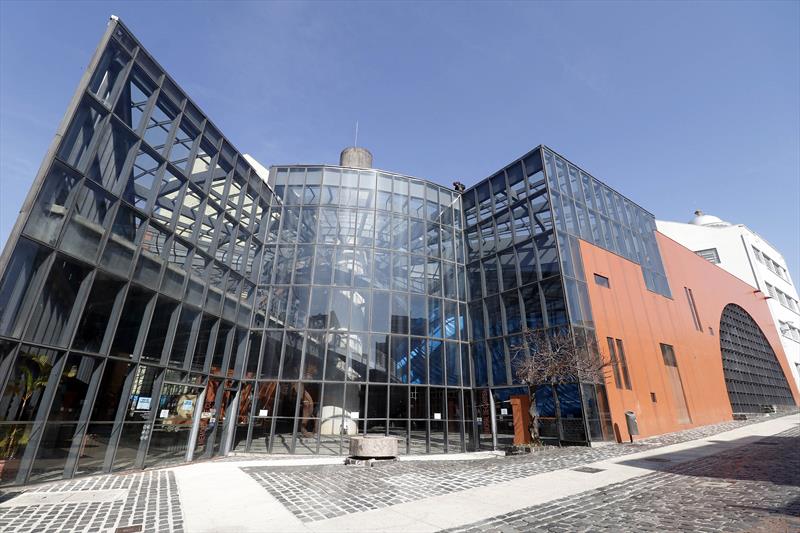 Dança Curitiba vai movimentar o Memorial de Curitiba no domingo