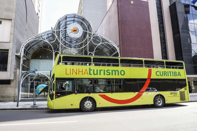 Linha Turismo de Curitiba terá tarifa a R$ 5,50 na Primavera