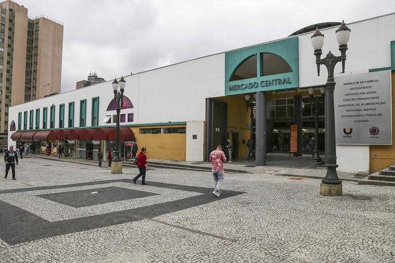Prefeitura de Curitiba cede espaços para entrevistas de candidatos a 423 vagas de emprego