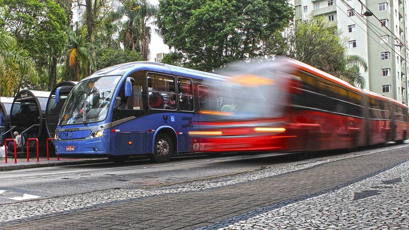 Transporte coletivo terá reforço nesta segunda-feira, dia de jogo do Brasil
