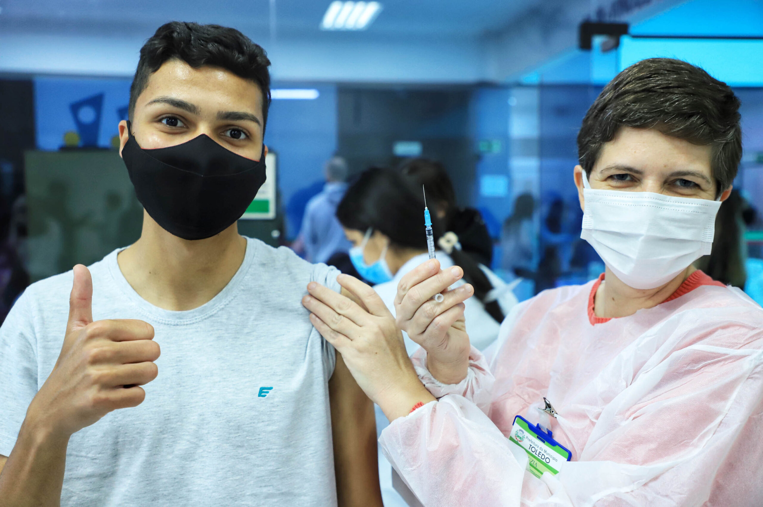 Saúde distribui mais doses e reforça importância da imunização contra Covid-19 no fim de ano