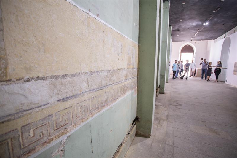 Pinturas históricas são descobertas no Museu de Arte Sacra de Curitiba
