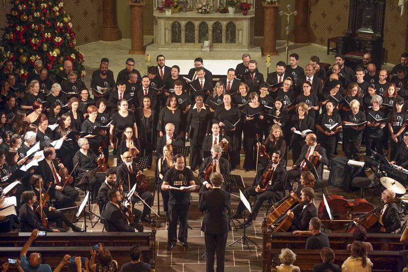 Nosso Canto oferece aulas grátis para adultos em todas as regionais de Curitiba