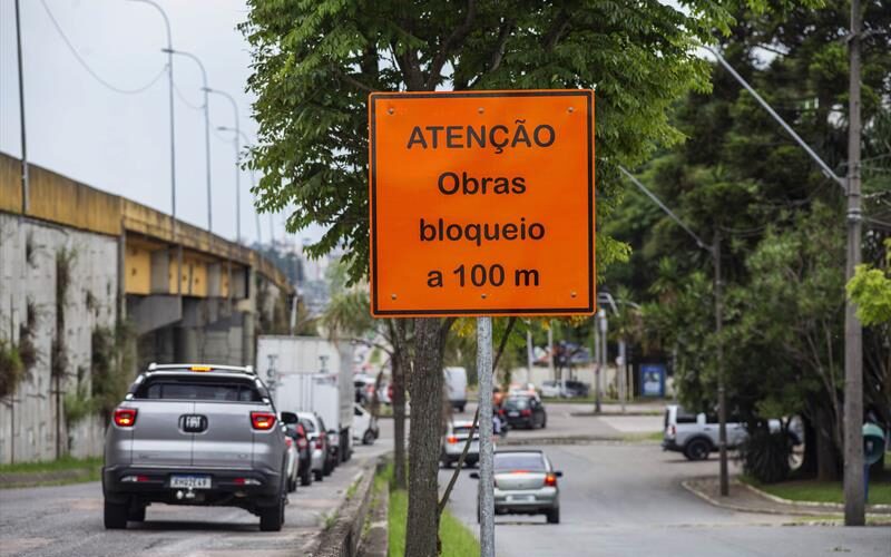 Com avanço das obras do Complexo Tarumã, trânsito terá novos bloqueios a partir de segunda