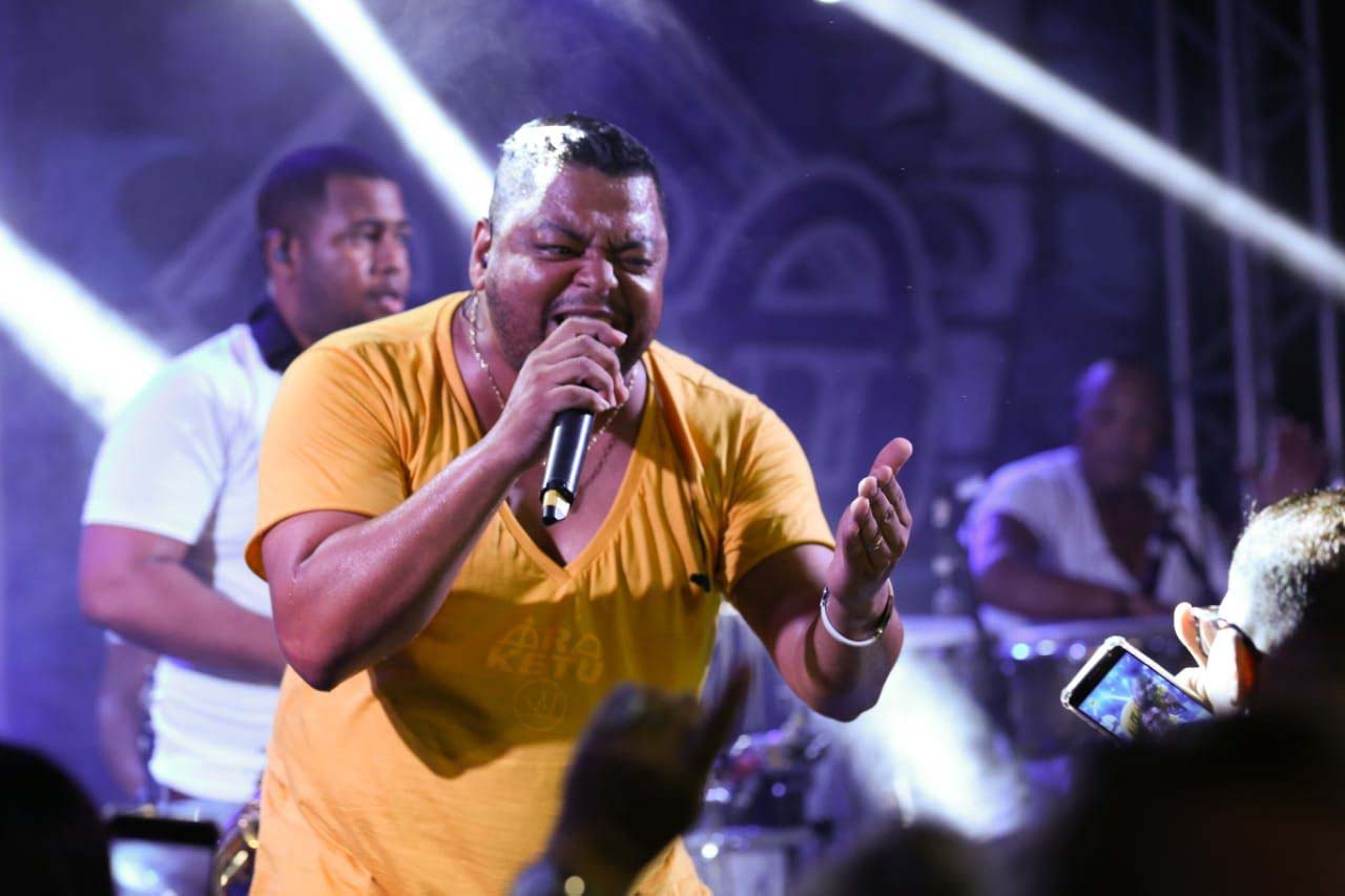 Temporada de shows do Verão Maior Paraná encerrará com Ara Ketu e Sempre Tem