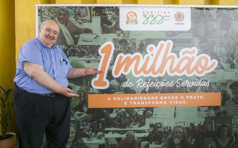 Curitiba celebra a marca de 1 milhão de refeições servidas pelo Mesa Solidária