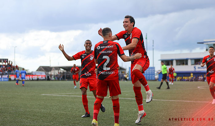 Tarde de golaços e de goleada