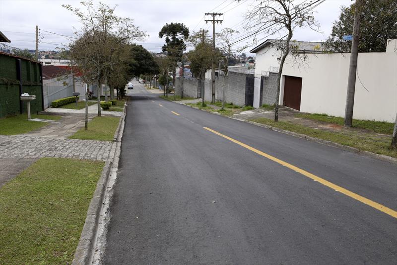 Prefeitura de Curitiba leva asfalto novo para mais 20 ruas da Regional Portão