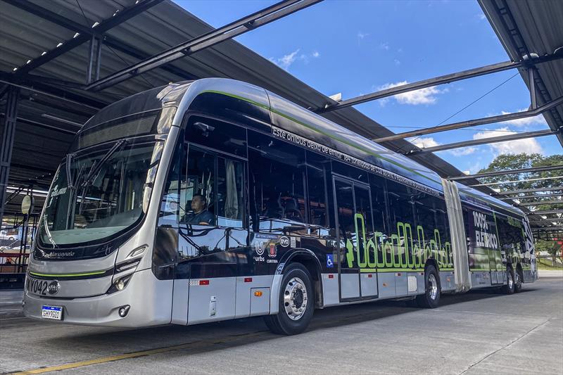 Curitiba começa a testar ônibus elétricos da BYD na próxima sexta-feira