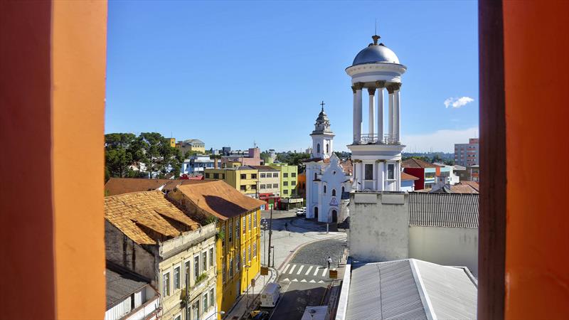 Mirante Marumbi, no topo do Memorial de Curitiba, tem vista privilegiada para o Centro Histórico