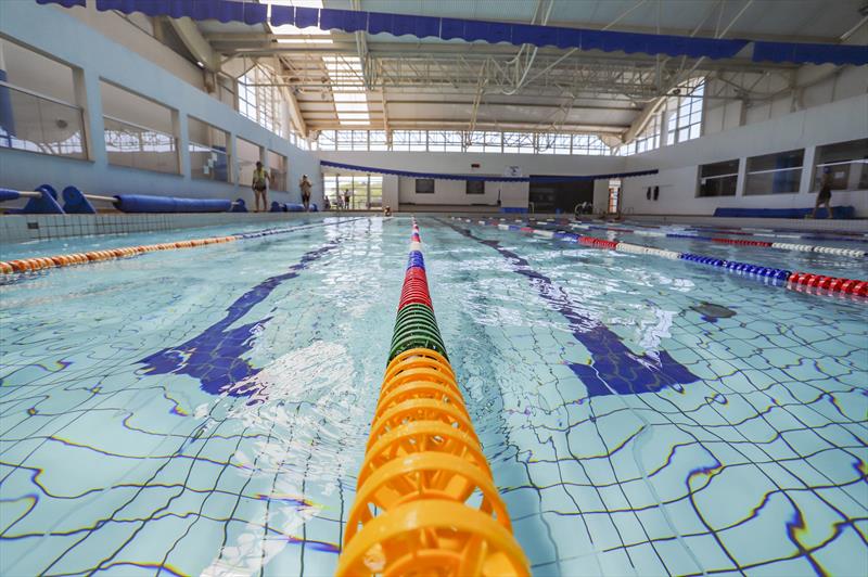 Viva o Sábado: Prefeitura de Curitiba abre as piscinas para todos e oferece novas opções de lazer