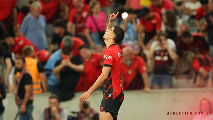 Vitória na despedida!