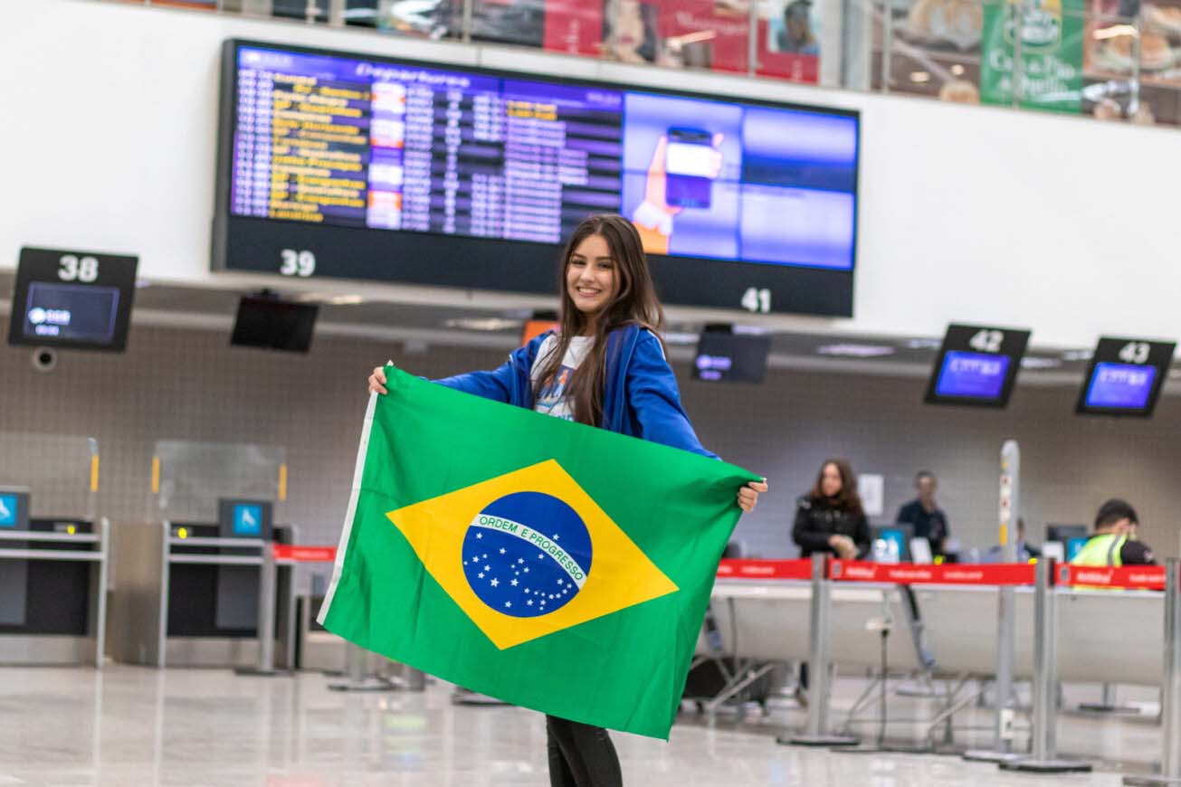 Ganhando o Mundo: começam os embarques de estudantes da rede estadual rumo ao Canadá