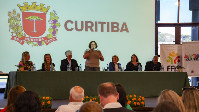 Trabalho intersetorial nas Regionais de Curitiba ajuda população a cuidar da saúde mental