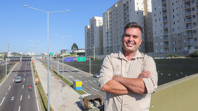 População celebra desenvolvimento criado pelas obras da Linha Verde em Curitiba