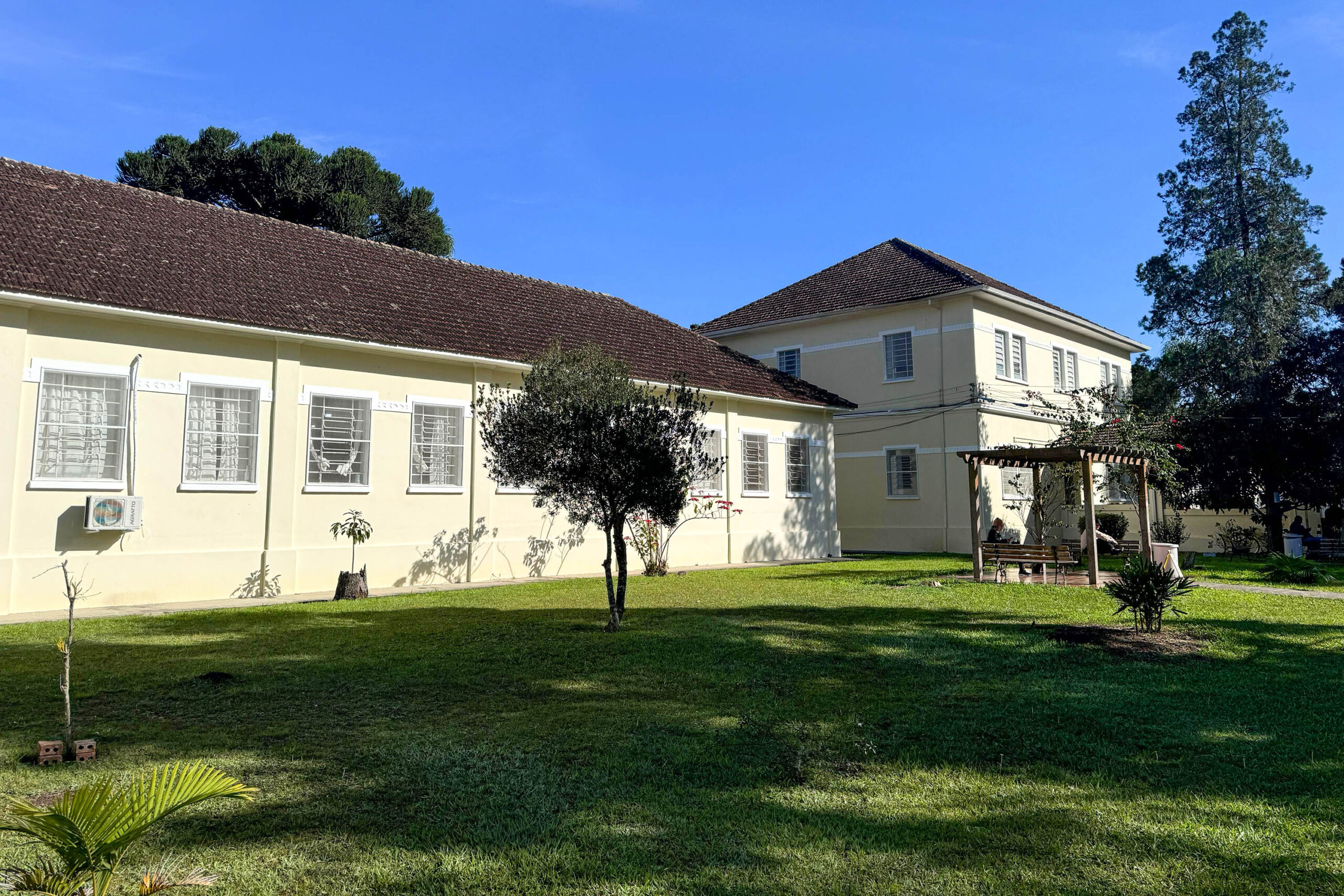 Residência Médica do Hospital de Dermatologia do Paraná é credenciada pela SBD