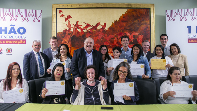 Liceu de Ofícios e Inovação, da Prefeitura de Curitiba, chega à marca de 1 milhão de certificados entregues