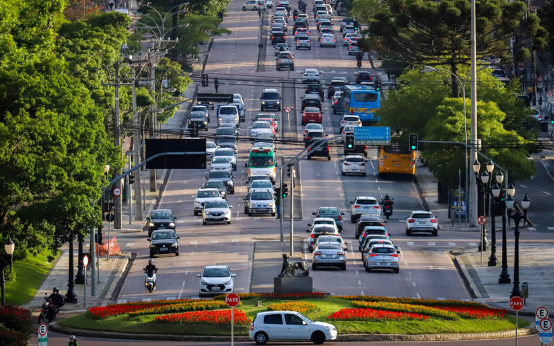 Pagamento de licenciamento de veículos com placas finais 3, 4 e 5 começa em setembro