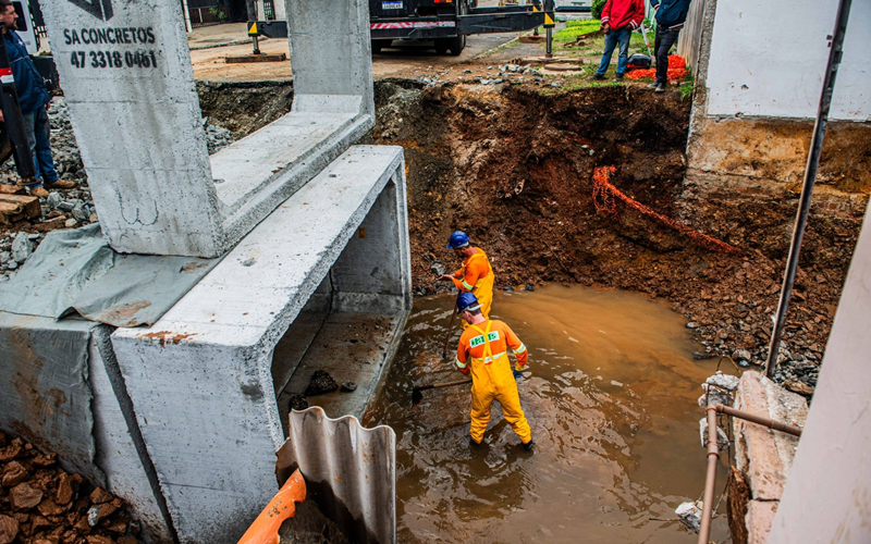 Prefeitura de Curitiba conclui obra de macrodrenagem e reduz riscos de alagamento