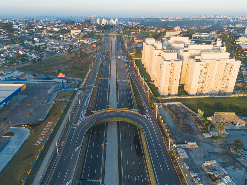 Com 53 grandes obras viárias e 1.200 km de asfalto novo, Prefeitura transforma infraestrutura urbana de Curitiba